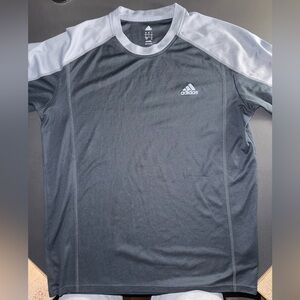 Adidas Tee - Short Sleeve - Large